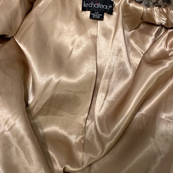 Le Chateau faux fur ladies jacket NWOT - Picture 6 of 7